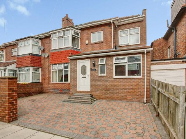 4 bedroom semi detached house for sale