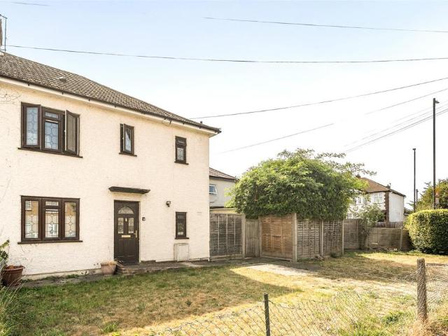 5 bedroom semi detached house for sale