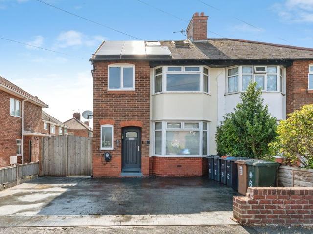 5 bedroom semi detached house for sale