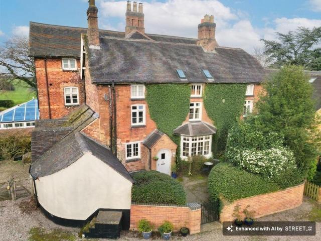 5 bedroom semi detached house for sale
