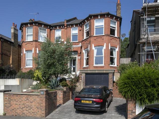 5 bedroom semi detached house for sale