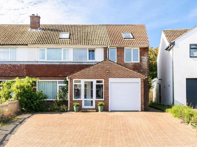 5 bedroom semi detached house for sale