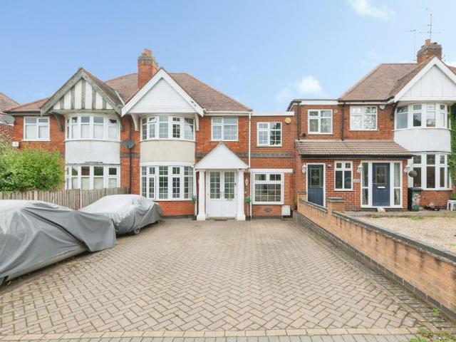 5 bedroom semi detached house for sale