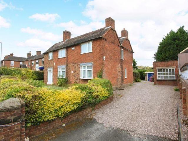 5 bedroom semi detached house for sale