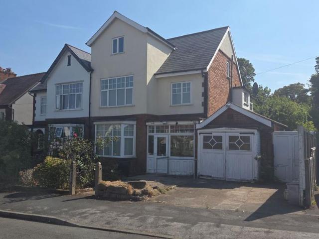 5 bedroom semi detached house for sale