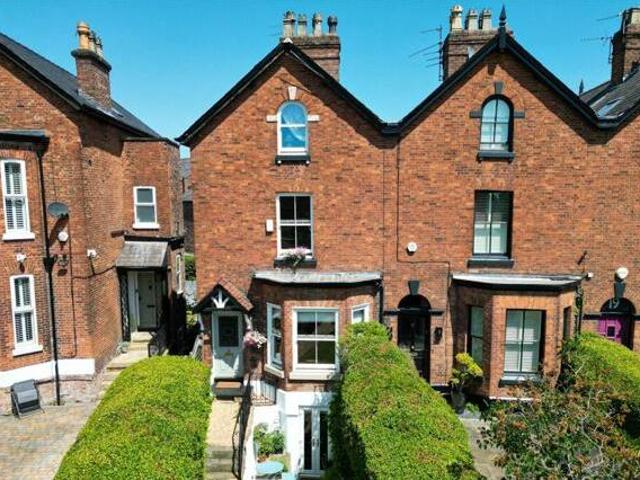 5 Bedroom Semi detached House For Sale In Altrincham, Cheshire