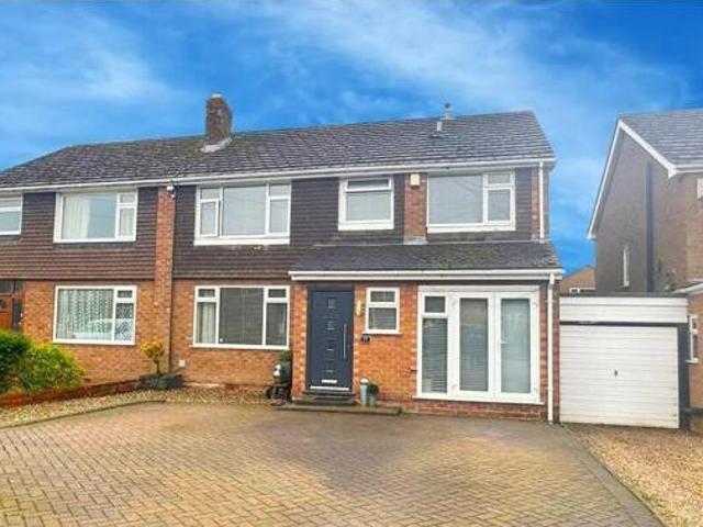 5 Bedroom Semi detached House For Sale In Bramhall