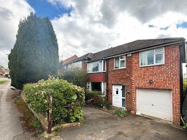 5 Bedroom Semi detached House For Sale In Dronfield, Derbyshire