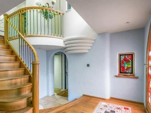5 Bedroom Semi detached House For Sale In Edge Of The Blackdown Hills, Devon