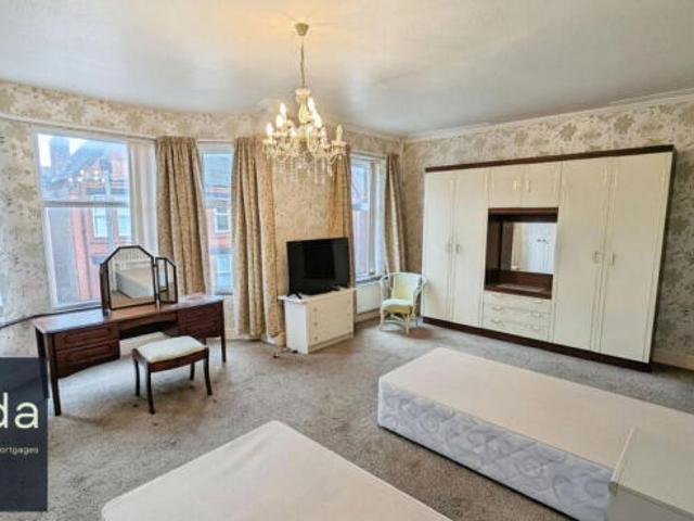 5 bedroom semi detached house for sale in Marlborough Road, Waterloo, Liverpool, L22 1RT, L22