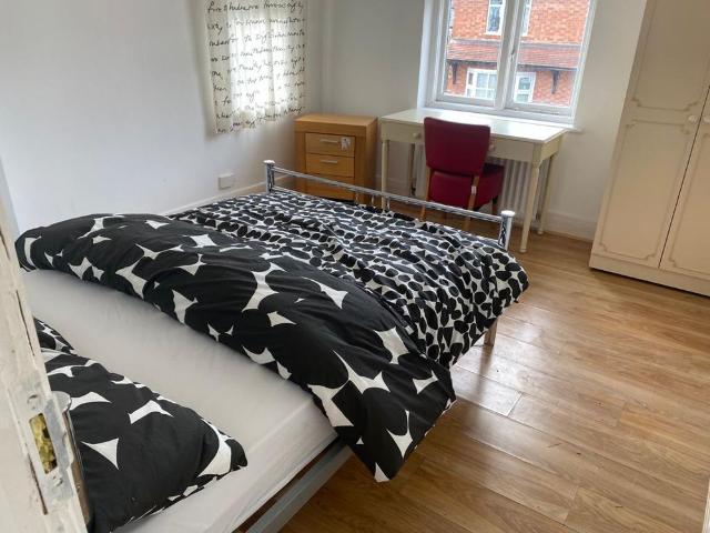 5 bedroom semi detached house on Marlborough Road, CV2 4ES