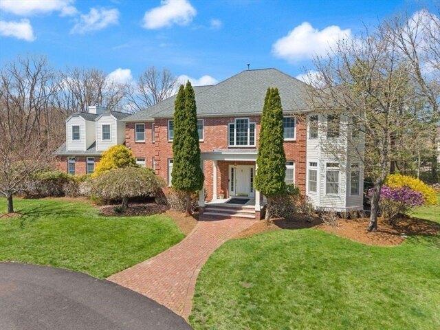 5 bedroom, Sharon MA 02067 105385277