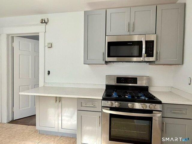 5 bedroom, Stamford CT 06902 105424807