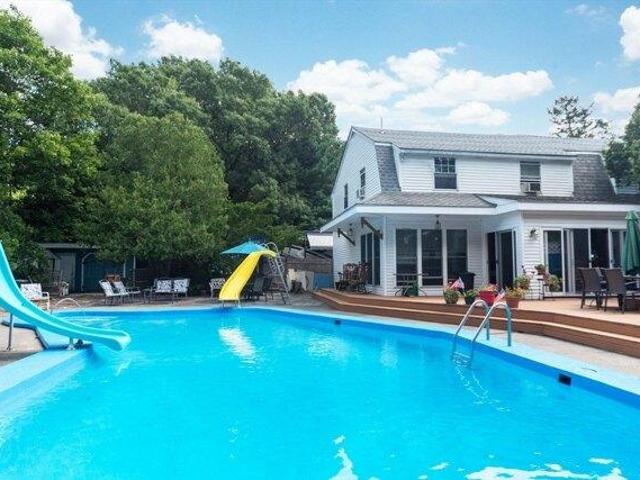 5 bedroom, Stoughton MA 02072 105425586