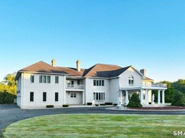 5 bedroom, Suffield CT 06078 105560047