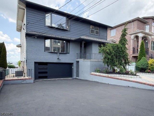 5 bedroom, Palisades Park NJ 07650 105680437