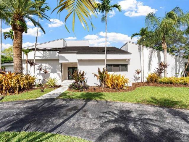 5 bedroom, Palmetto Bay FL 33157 105505053