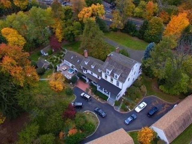 5 bedroom, Paramus NJ 07652 104850844