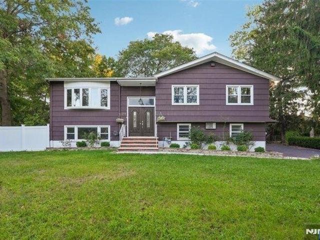 5 bedroom, Paramus NJ 07652 105723268