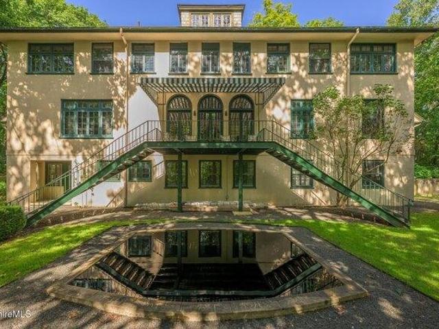 5 bedroom, Pittsfield MA 01201 105258812