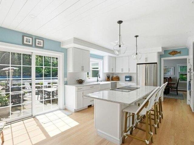 5 bedroom, Plymouth MA 02360 104791494