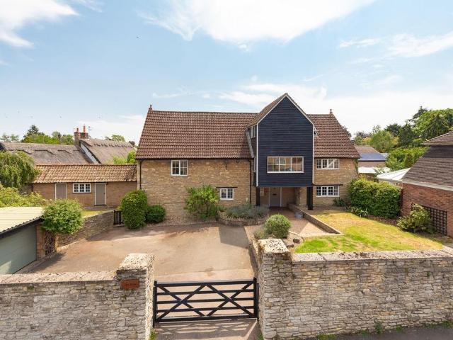 5 bedroom property for sale