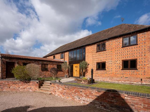 5 bedroom property for sale