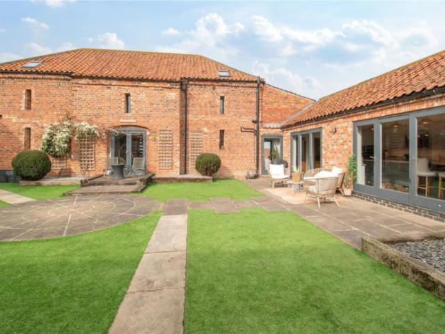 5 bedroom property for sale