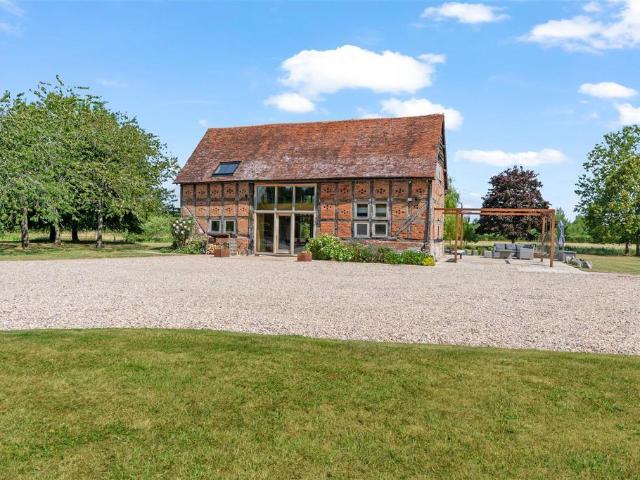5 bedroom property for sale