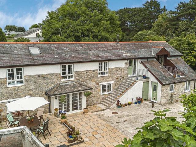 5 bedroom property for sale