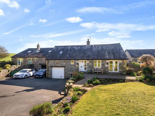 5 bedroom property for sale