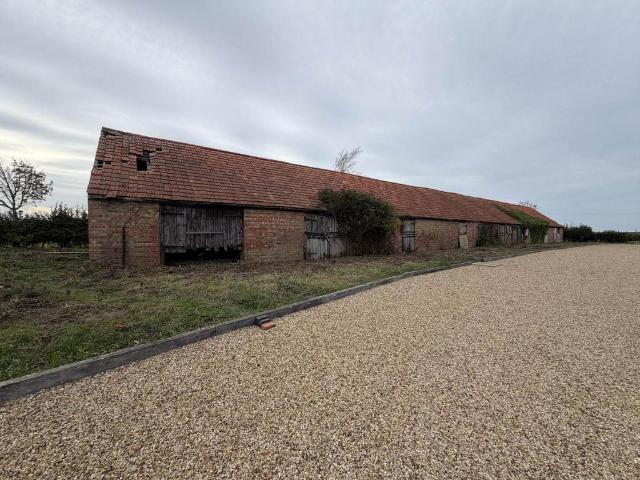 5 bedroom property for sale