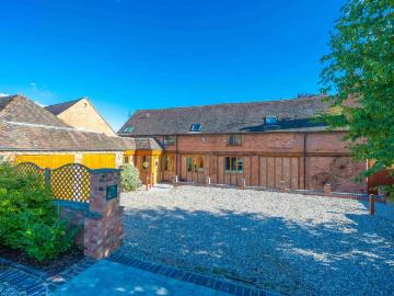 5 bedroom property for sale