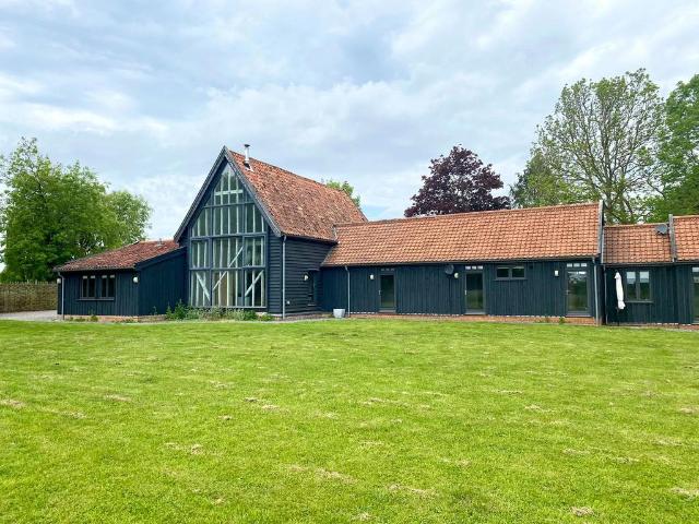 5 bedroom property for sale