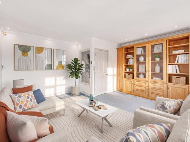 5 bedroom property in Malthouse Drive, London, W4 £5,650 pcm | Chestertons