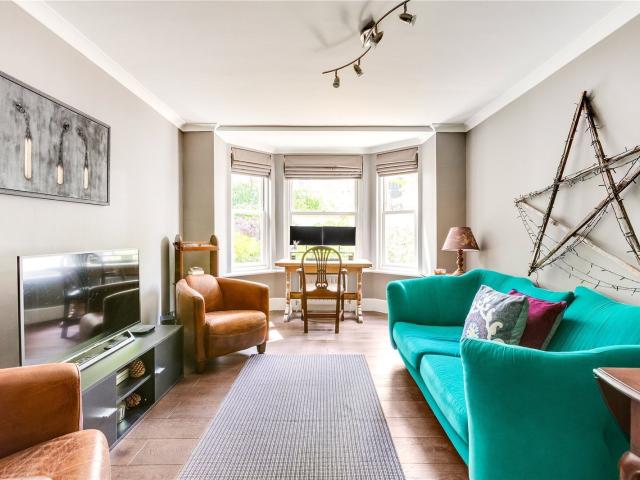 5 bedroom property in Marlborough Road, Richmond, Surrey, TW10 £8,350 pcm | Chestertons
