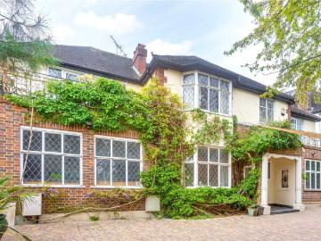 5 bedroom property in Sutherland Grove, London, SW18 £10,000 pcm | Chestertons