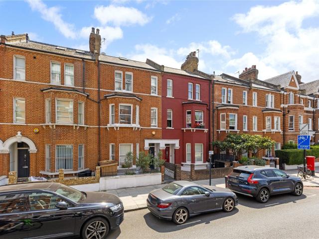 5 bedroom property to let in Cambridge Road, Battersea, SW11 £8,000 pcm