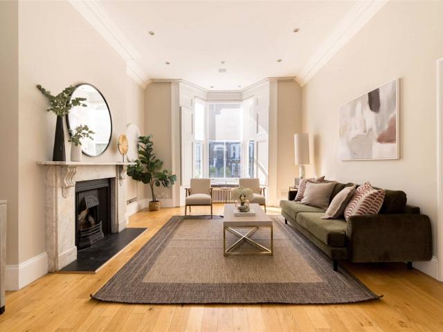 5 bedroom property to let in Steeles Road, Belsize Park, London, NW3 £15,000 pcm