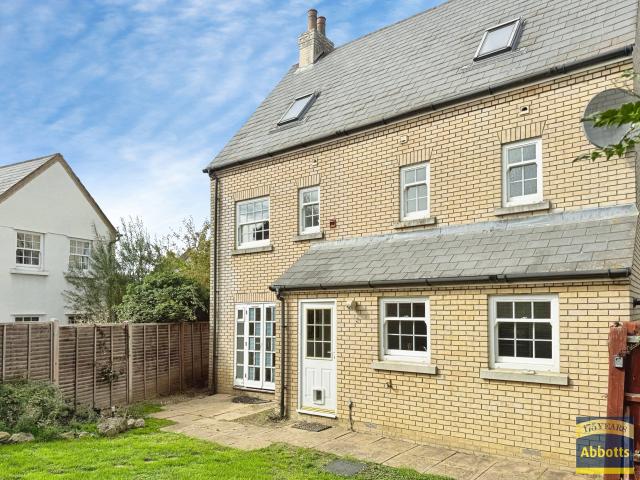 5 bedroom property to let in Wissey Way, Ely, CB6 2WW £2,000 pcm