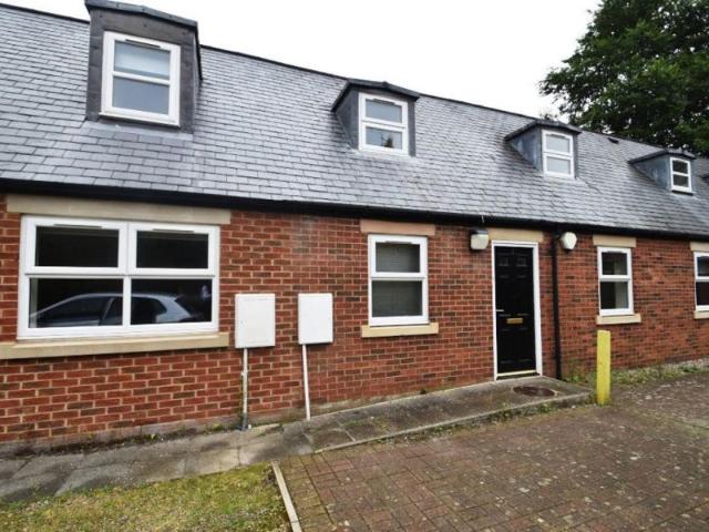 5 bedroom Property To Let