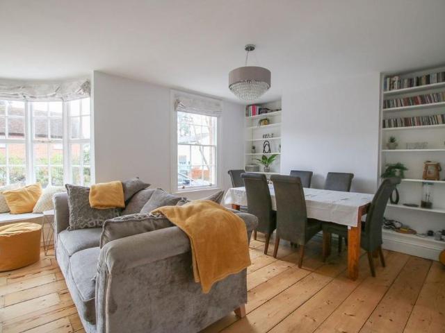 5 bedroom property to rent