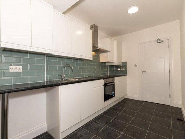5 bedroom property to rent