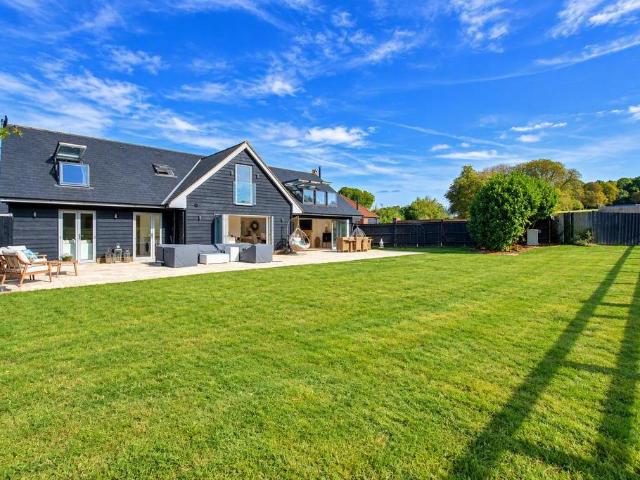 5 bedroom property to rent