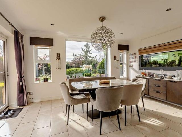 5 bedroom property to rent