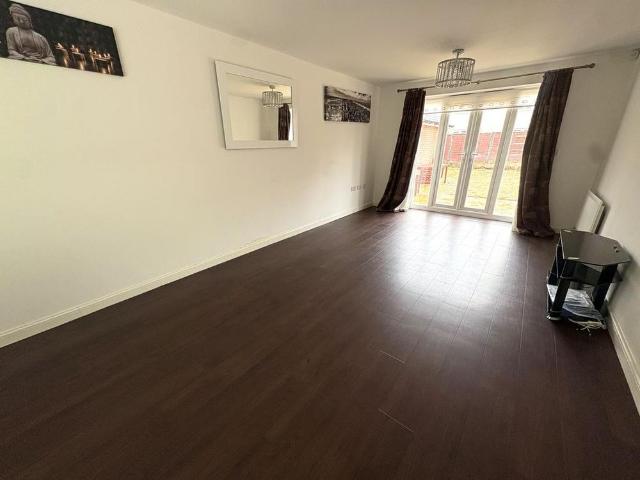 5 bedroom property to rent