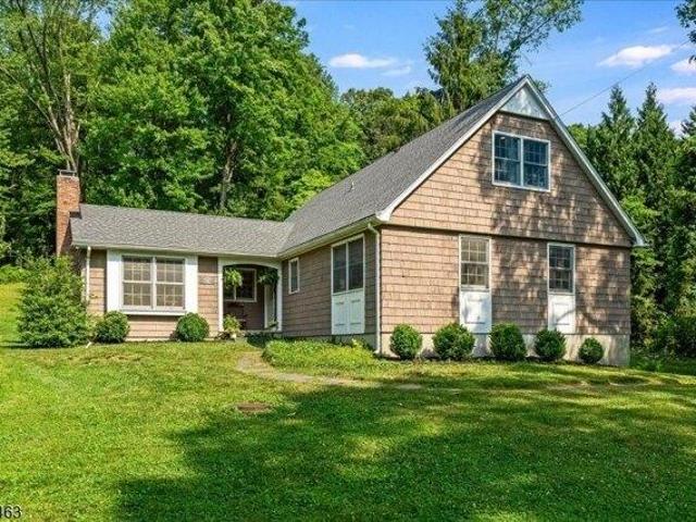 5 bedroom, Randolph NJ 07869 105202355