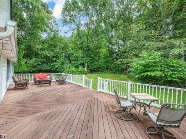 5 bedroom, Randolph NJ 07869 105274493