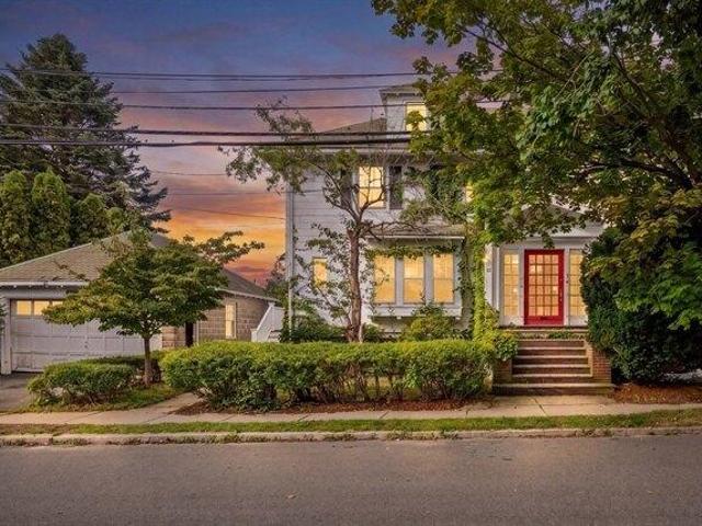 5 bedroom, Revere MA 02151 105387061