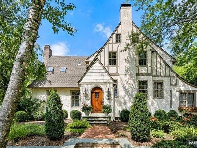 5 bedroom, Ridgewood NJ 07450 105632064